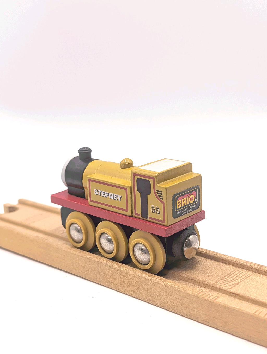 Stepney - Brio