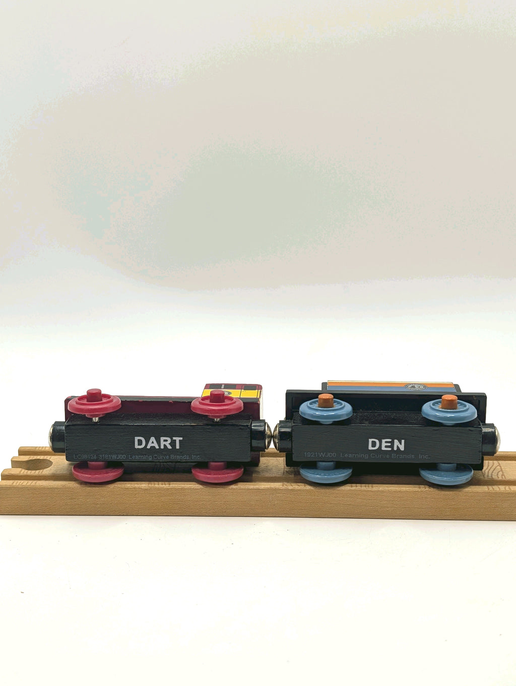 Dart & Den