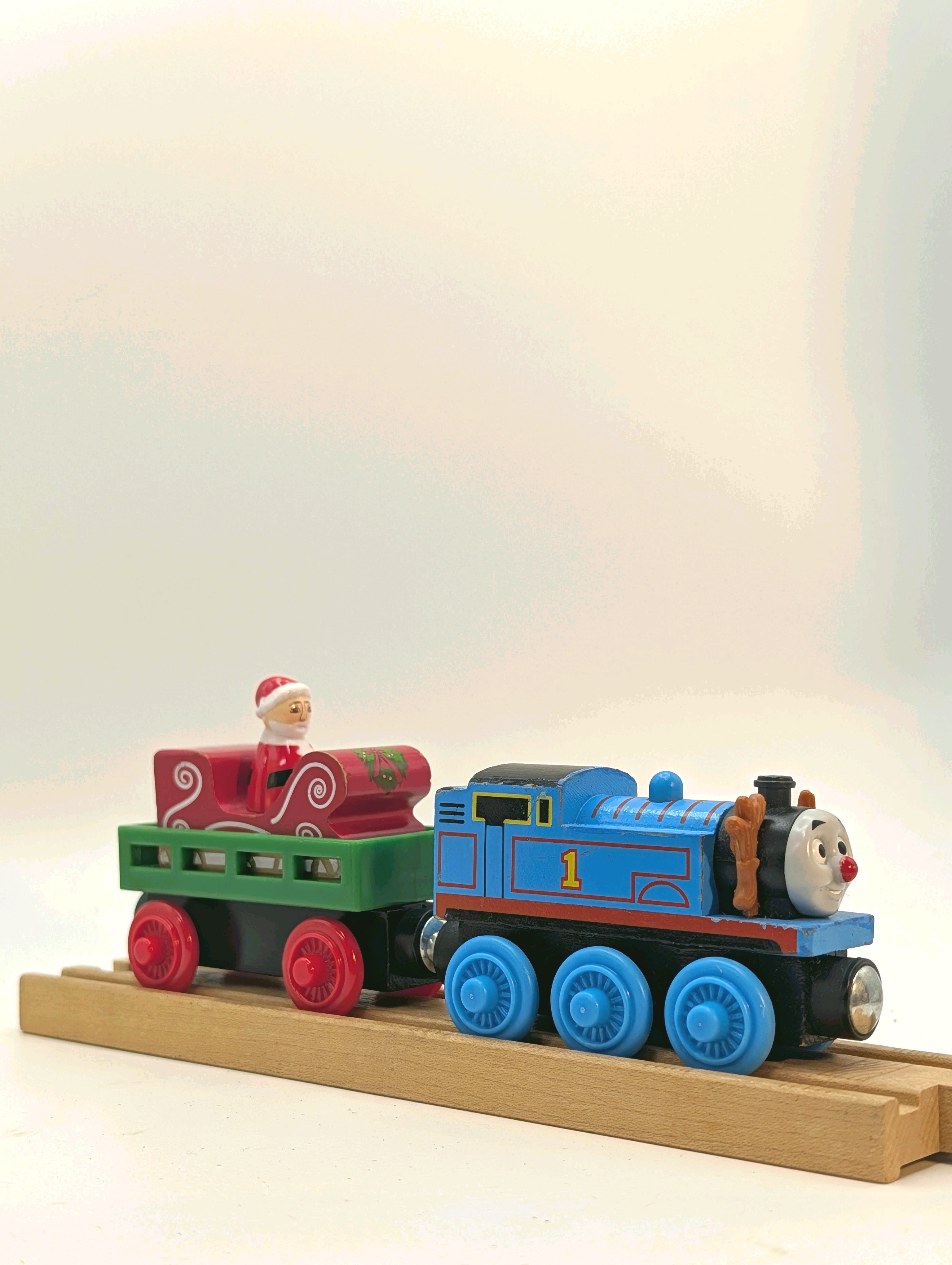 Christmas Thomas - Santa's Little Engine & Delivery Coach
