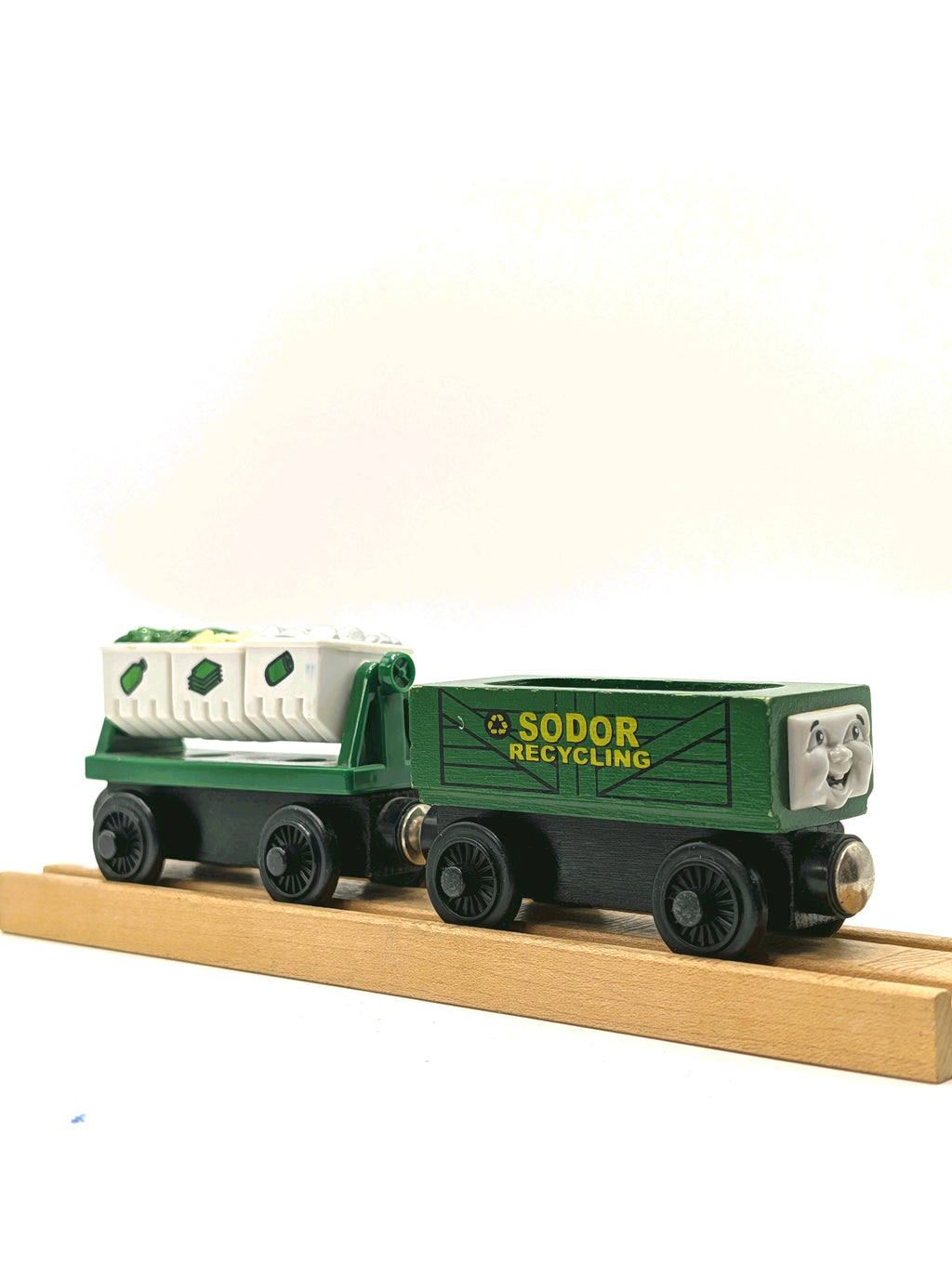 Recycling Trucks - Recycling Car & Recycling Bins