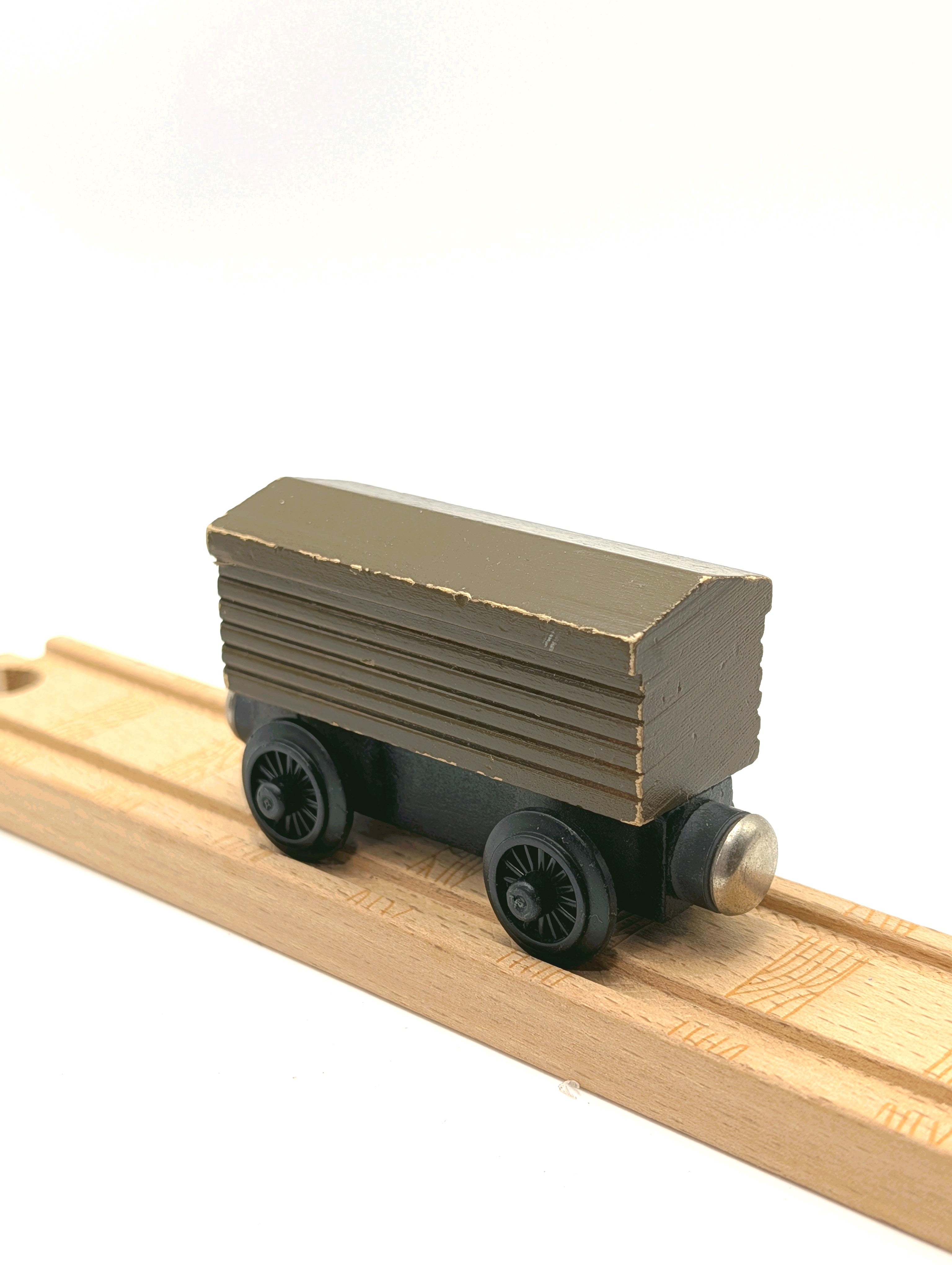 Troublesome Brakevan - Brown Roof - (First Generation - Flat Magnets & Staples) - 1993
