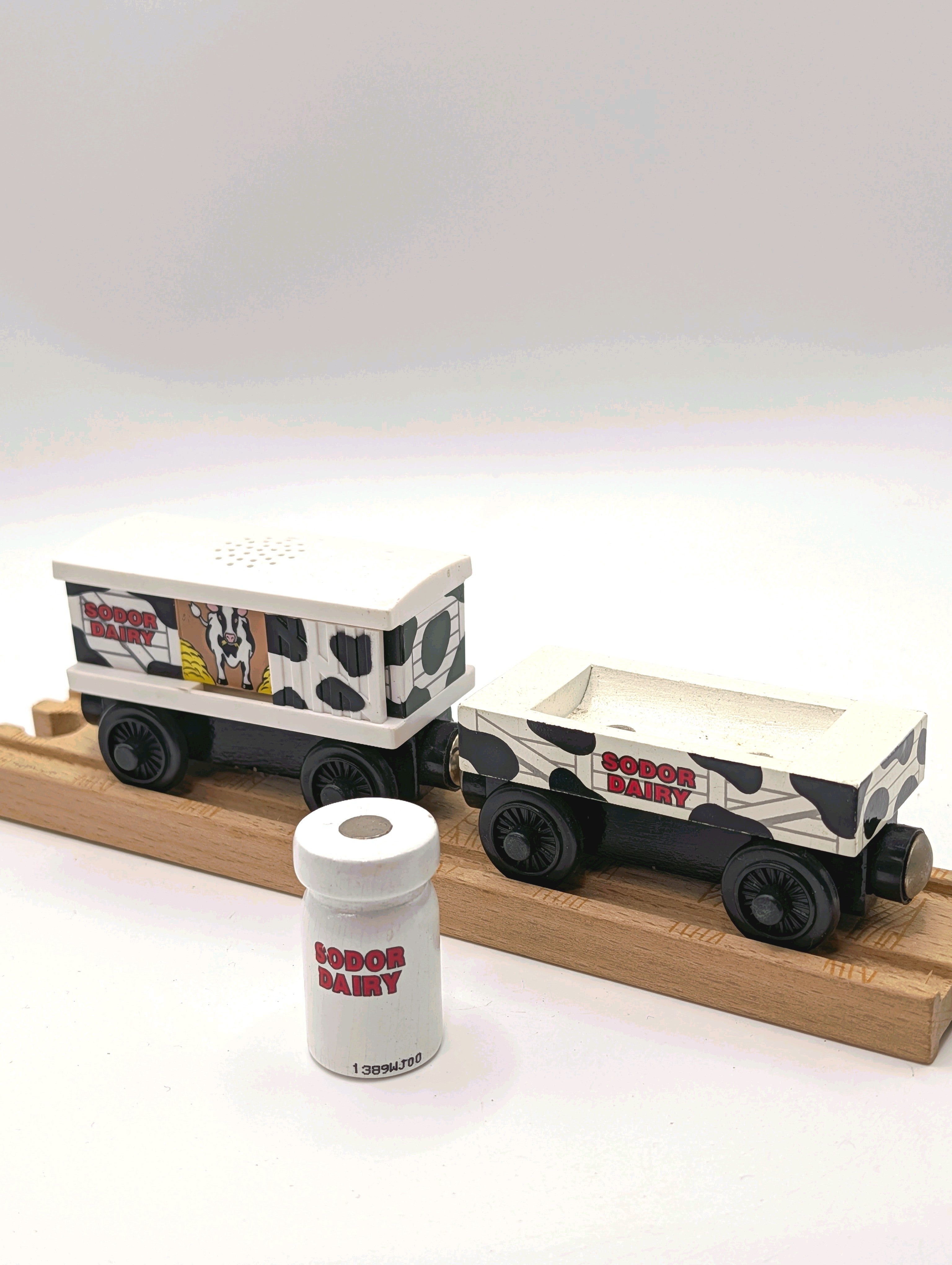 Sodor Dairy Cars - Cow Car & Milk Barrel Car