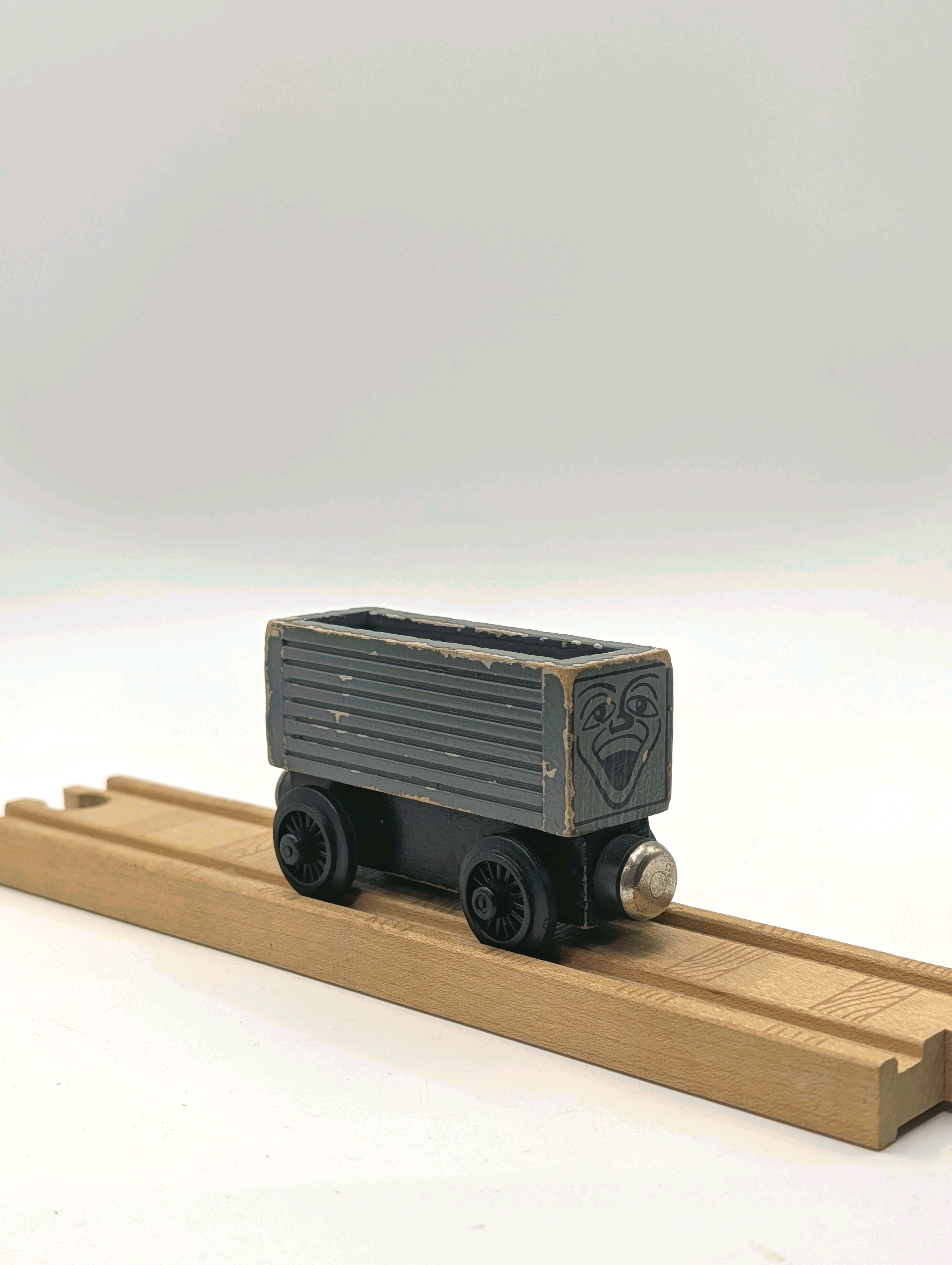 Troublesome Truck (Flat Magnets)