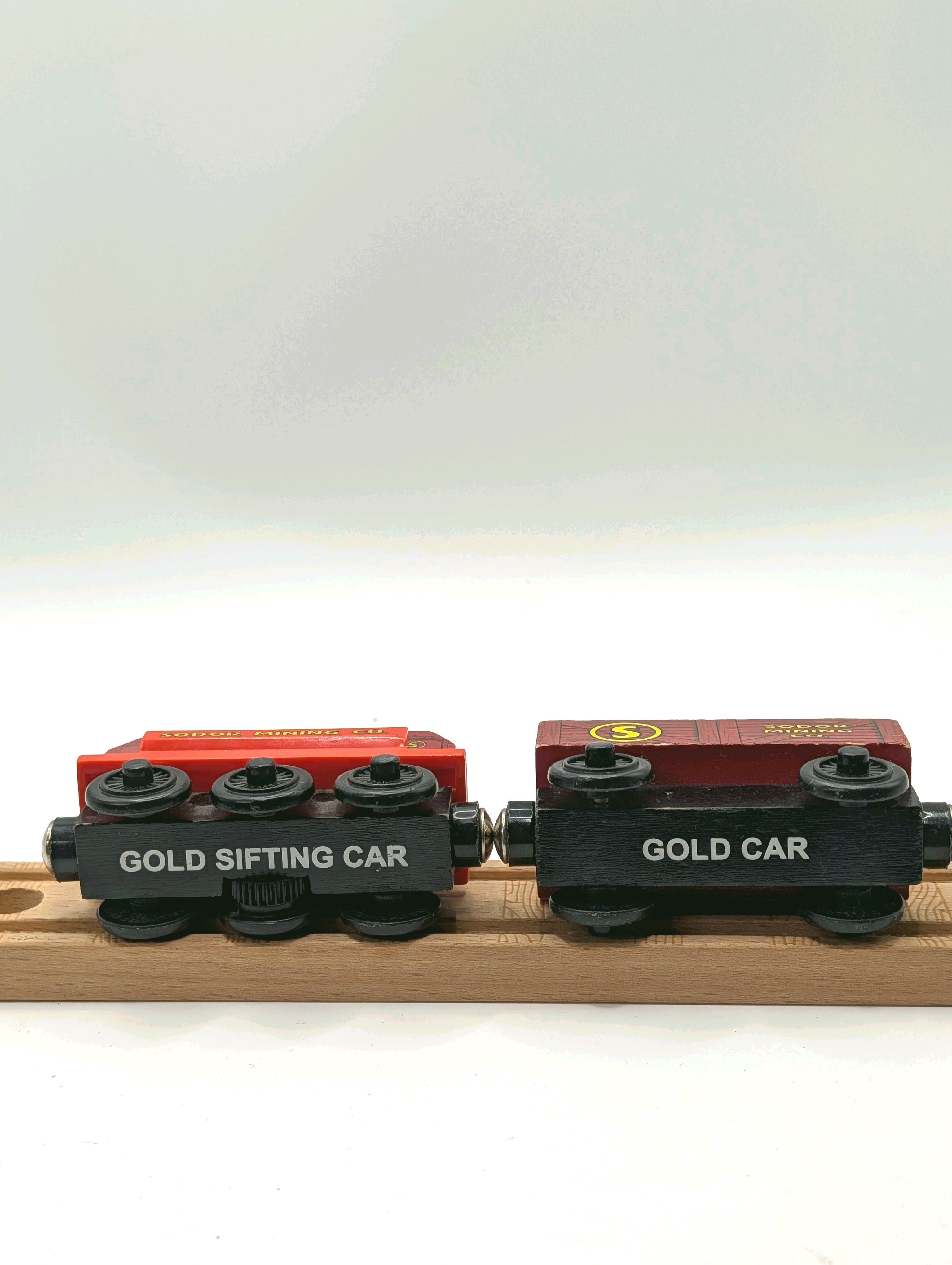 Gold Sifting Car & Gold Car