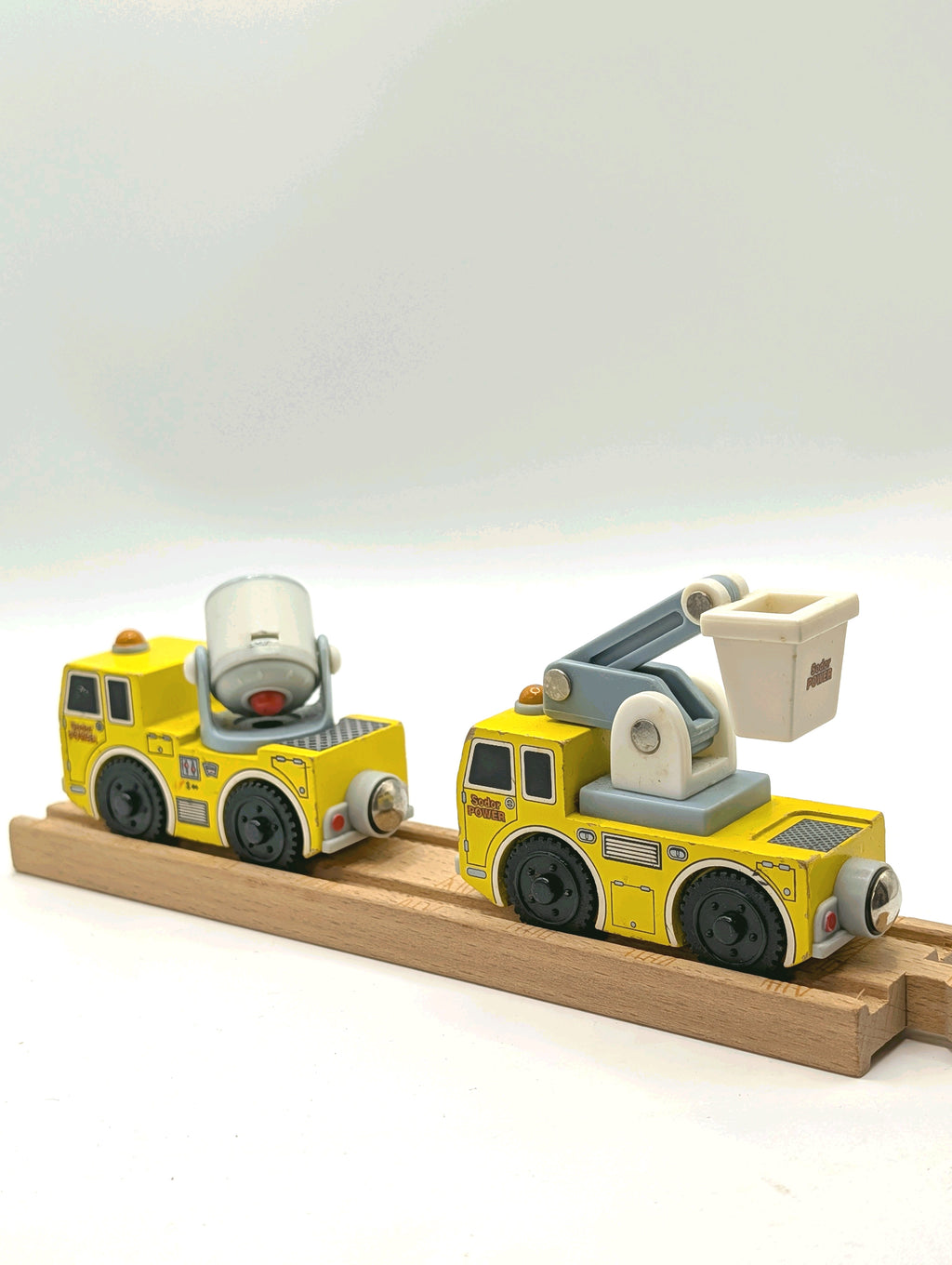 Cherry Picker & Spotlight Lorry