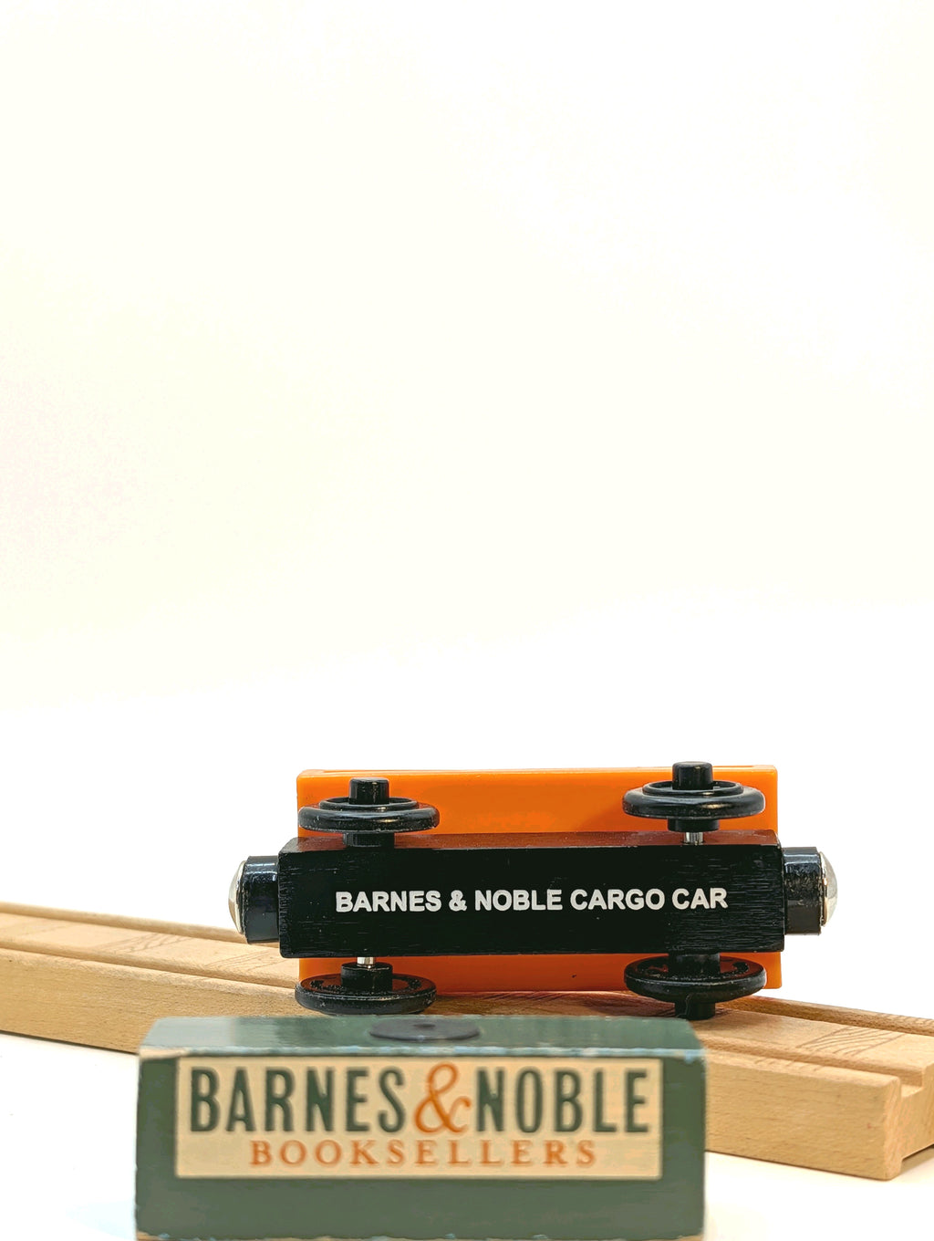 Barnes & Noble Cargo Car 2001