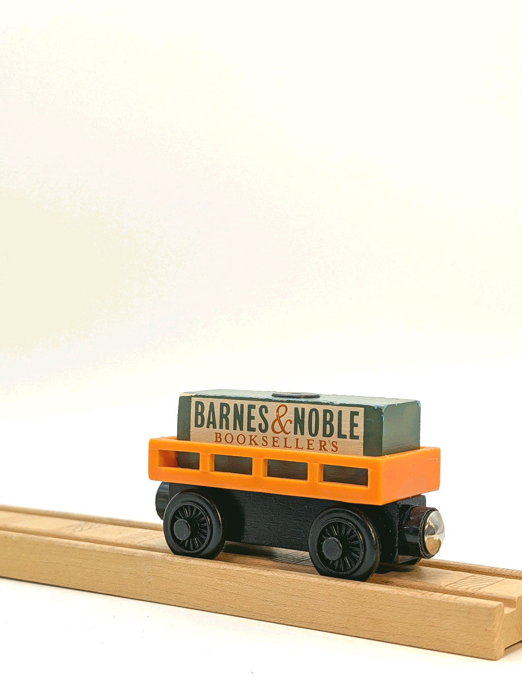 Barnes & Noble Cargo Car 2001