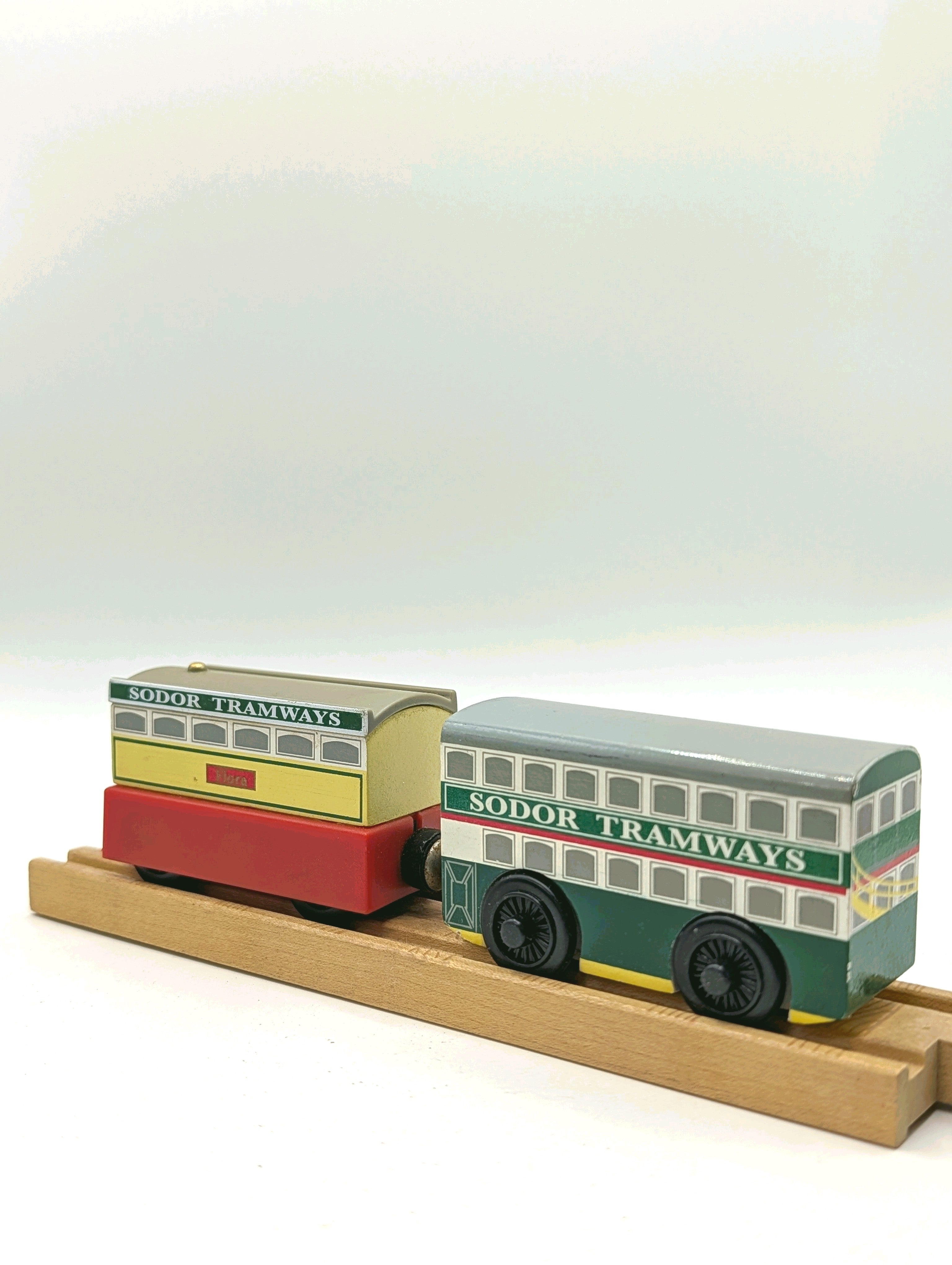 Flora & Flora's Tram