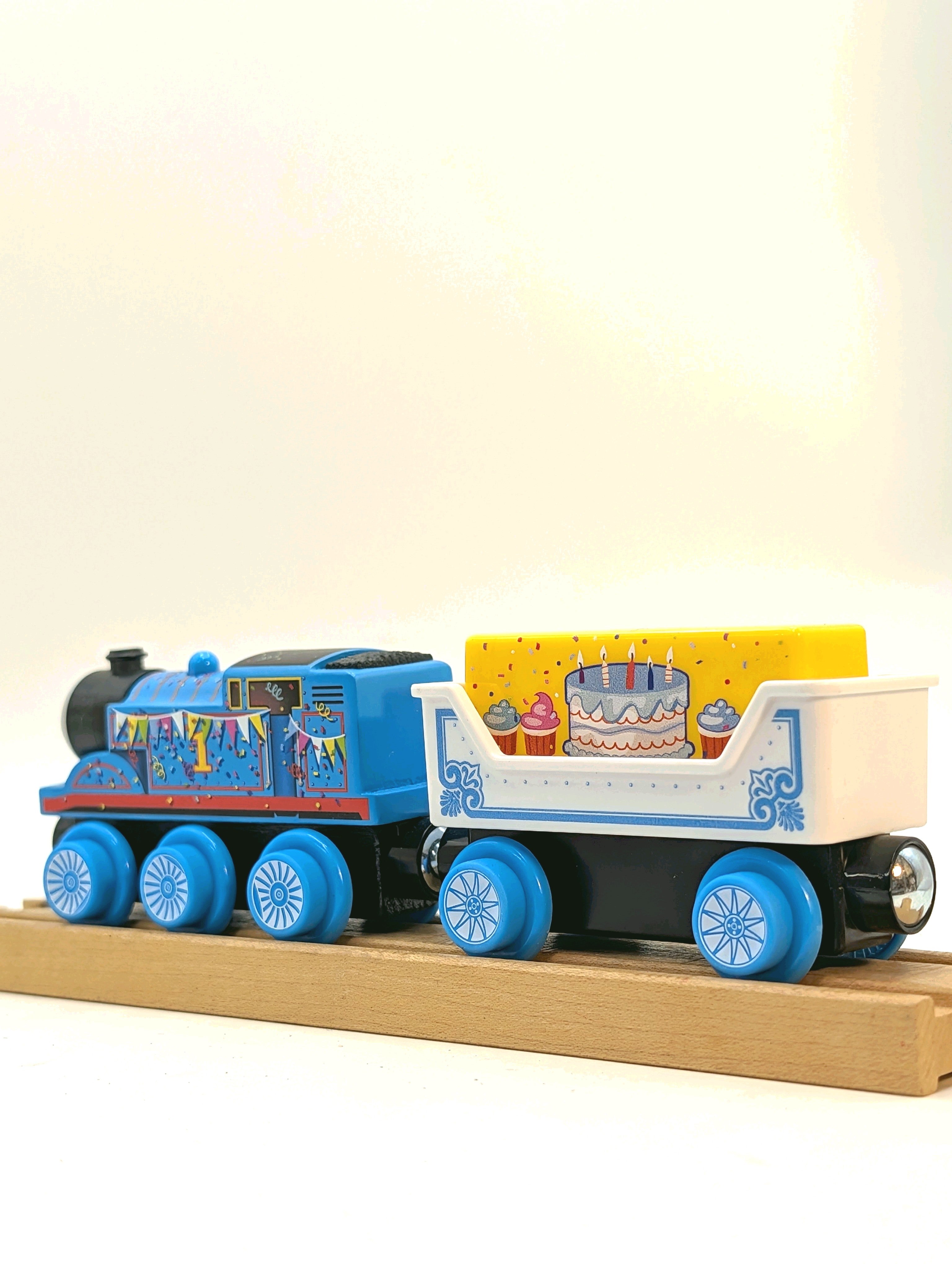 Celebration Thomas & Cake Cargo Car - HPV53