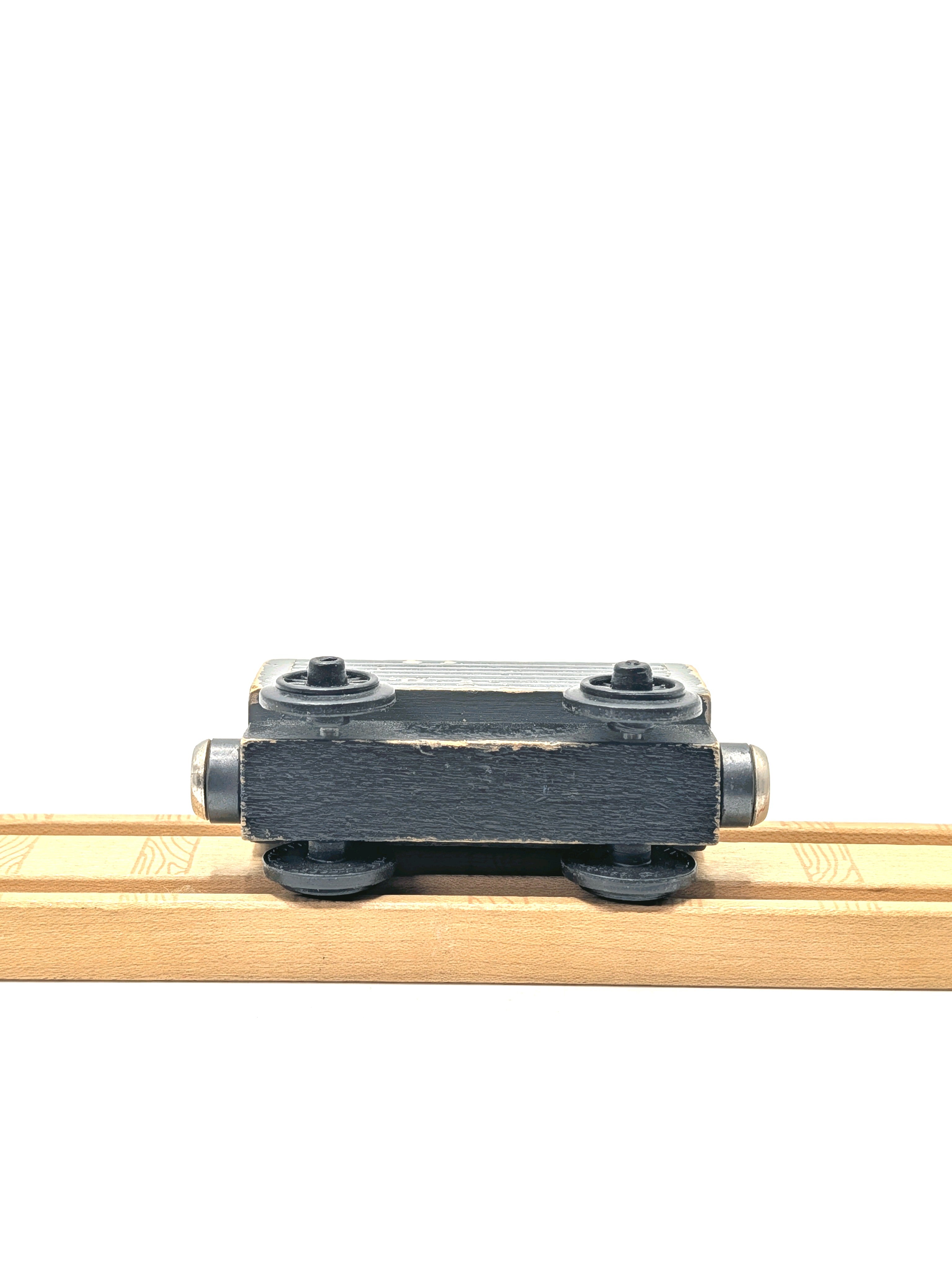 Troublesome Truck (Flat Magnets)