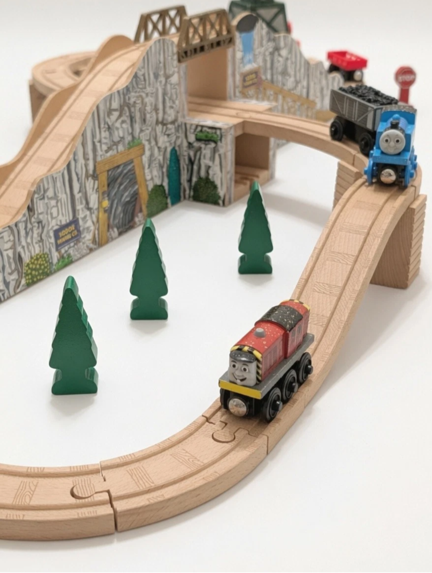 Gold Mine Mountain Set - Toys R Us Exclusive