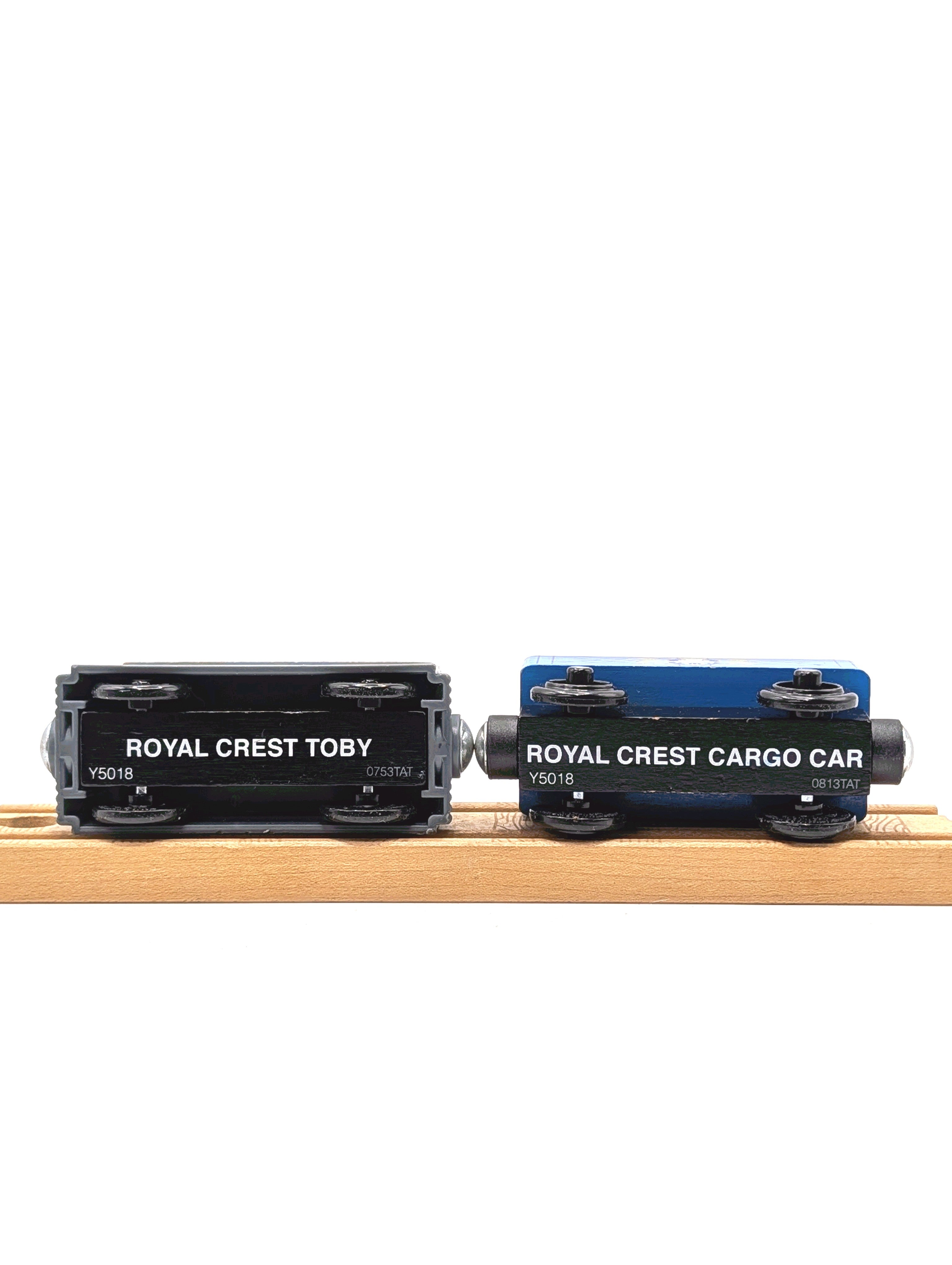 Royal Crest Toby & Royal Crest Cargo Car