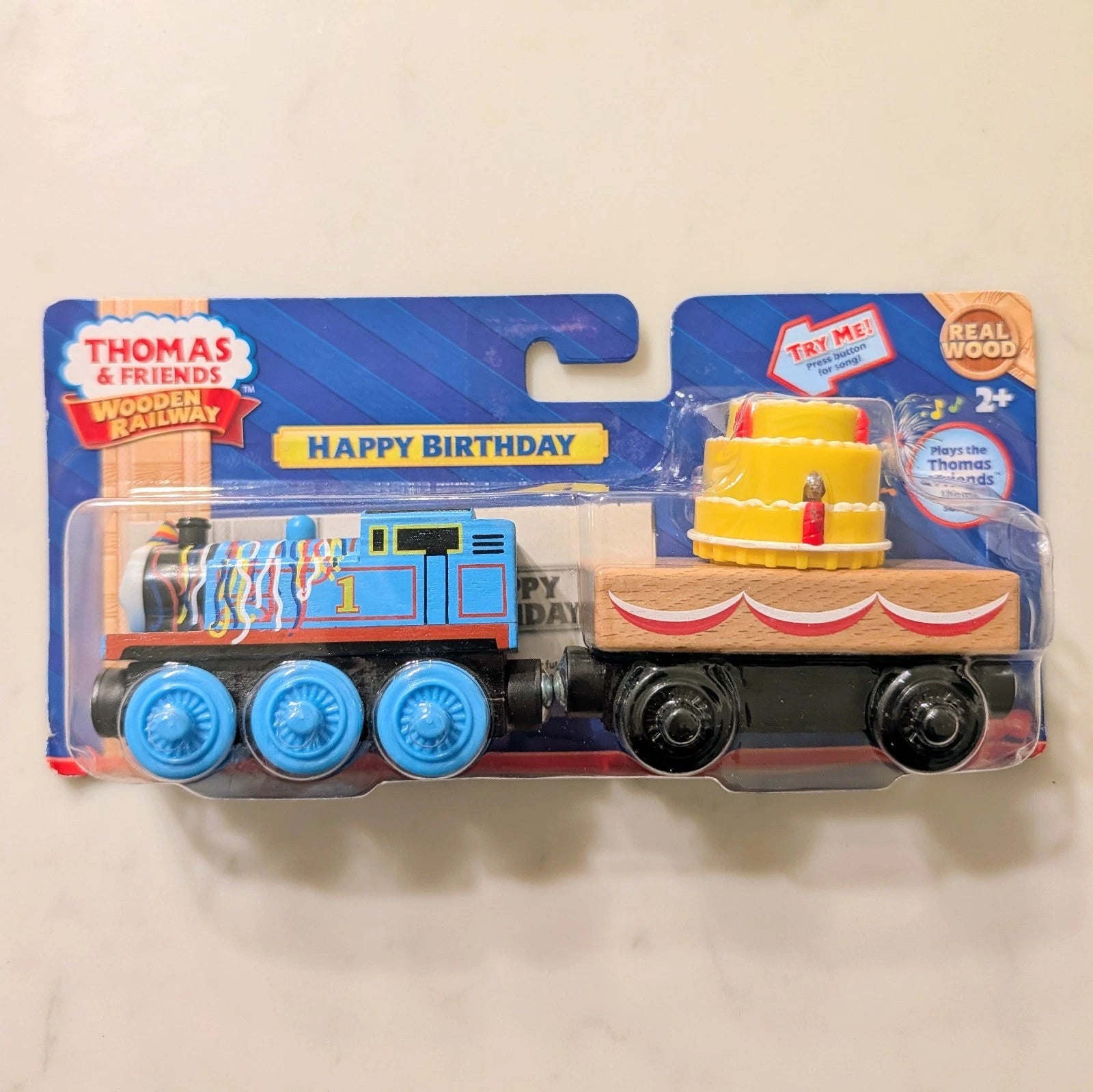 Happy Birthday Thomas & Cake Cargo Car - Y4501