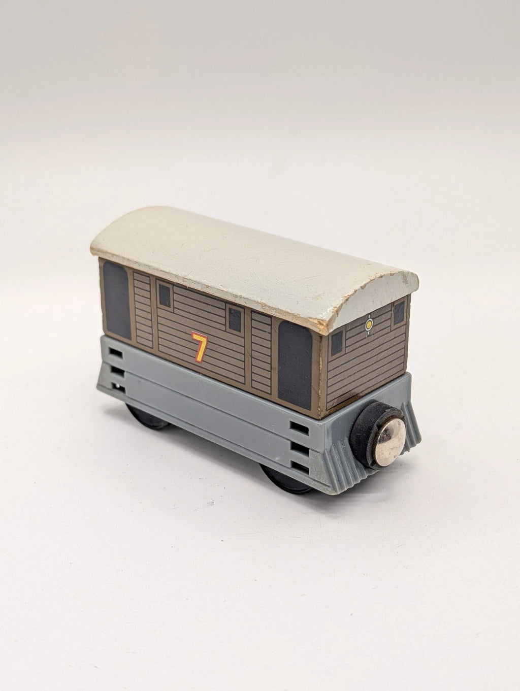 Toby Tram - Brio