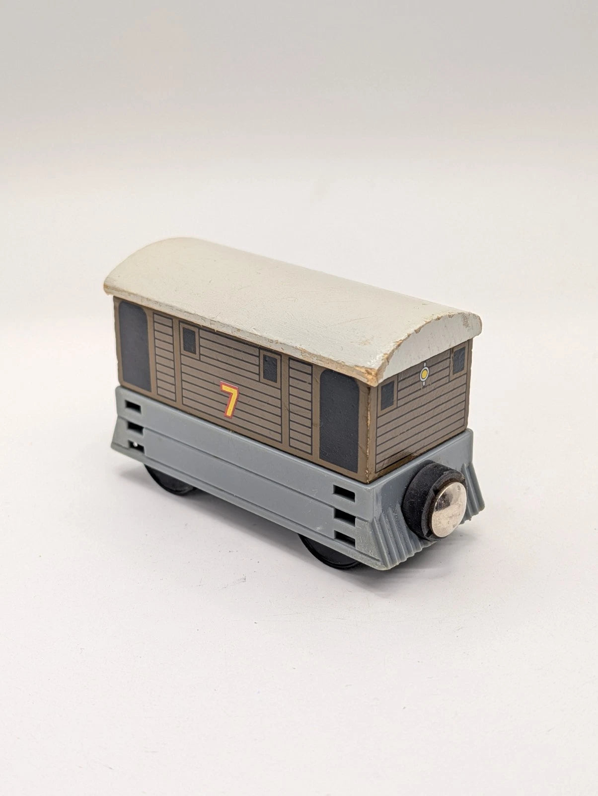 Toby Tram - Brio