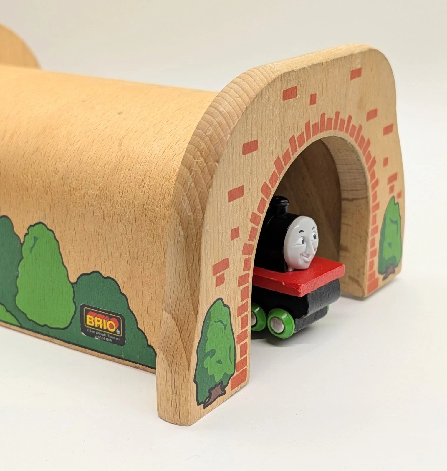 Henry's Tunnel - Brio