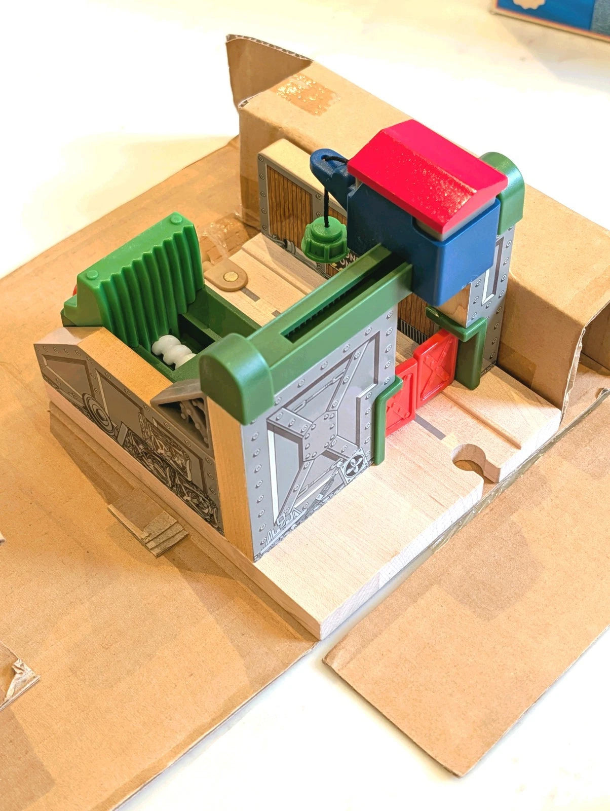 Sodor Scrap Yard - LC99367