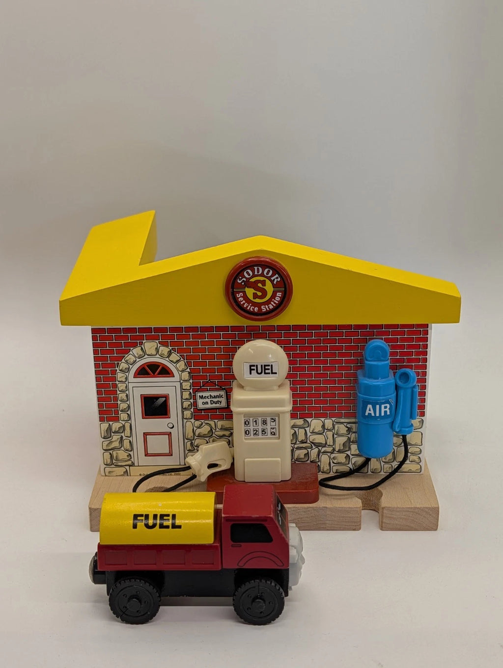 Sodor Service Station & Lorry 2