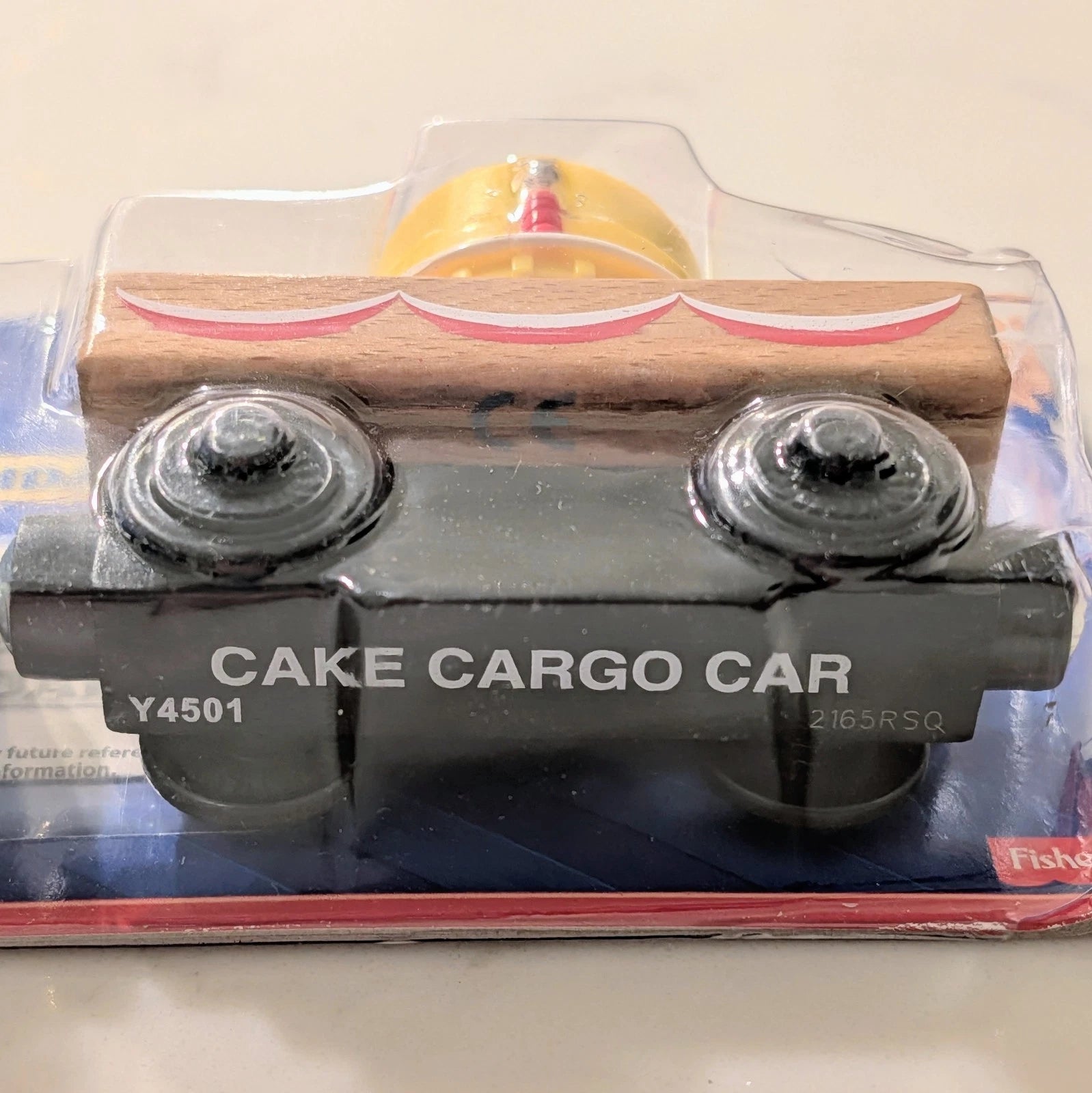 Happy Birthday Thomas & Cake Cargo Car - Y4501
